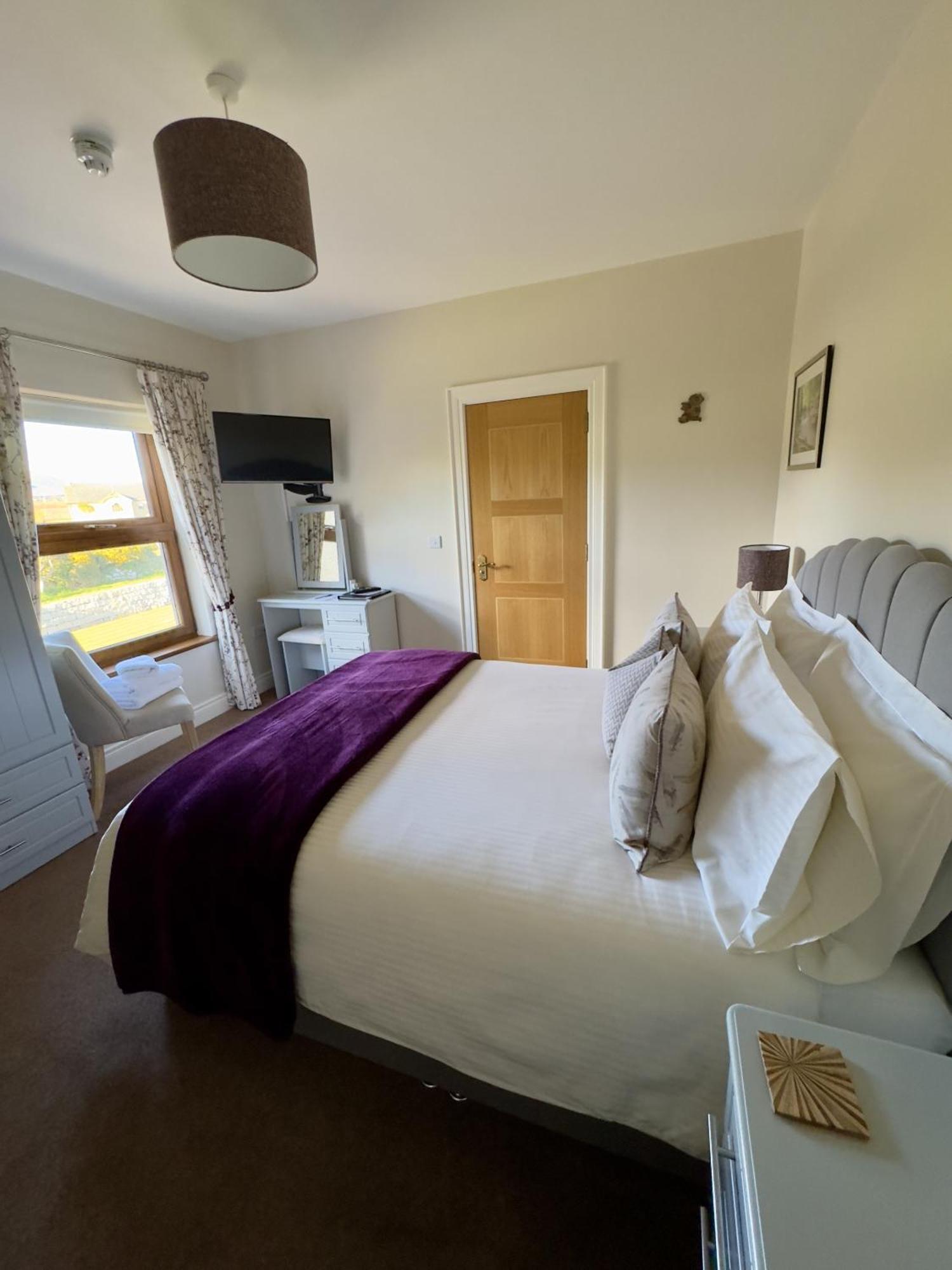 كيلكيل Mourne Country House Bed And Breakfast الغرفة الصورة